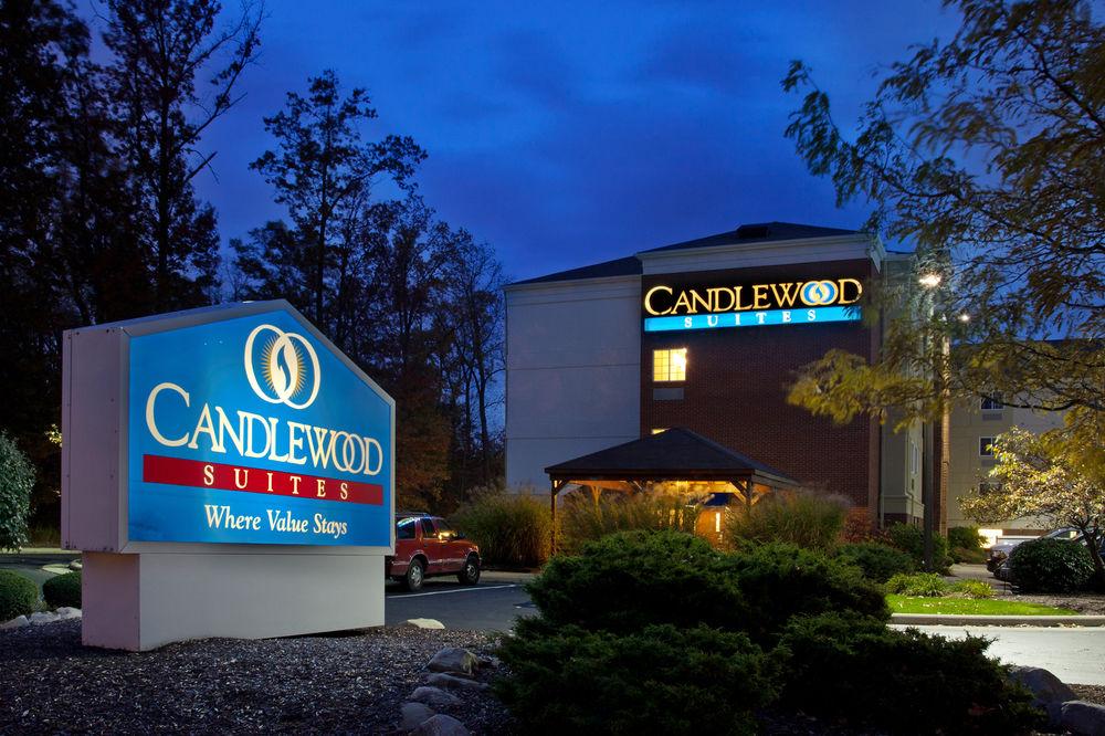 Sonesta Simply Suites Cleveland North Olmsted Airport מראה חיצוני תמונה