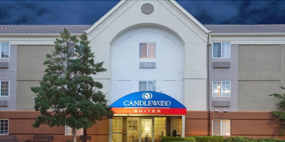 Sonesta Simply Suites Cleveland North Olmsted Airport מראה חיצוני תמונה