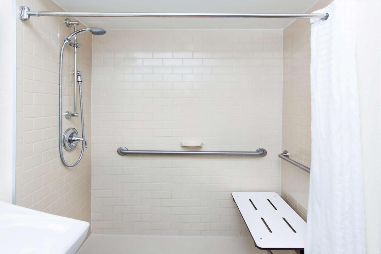 Sonesta Simply Suites Cleveland North Olmsted Airport מראה חיצוני תמונה