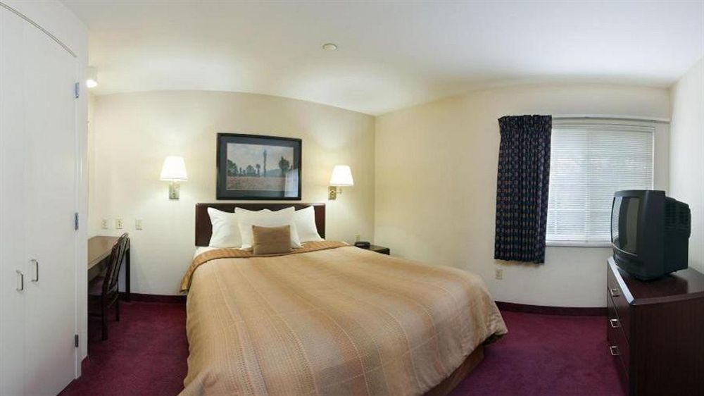 Sonesta Simply Suites Cleveland North Olmsted Airport מראה חיצוני תמונה