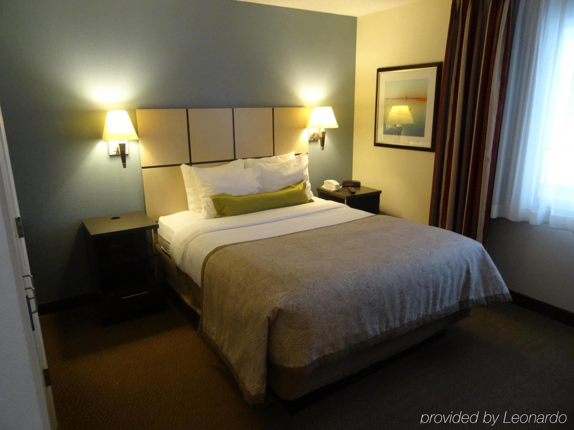 Sonesta Simply Suites Cleveland North Olmsted Airport מראה חיצוני תמונה